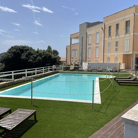 Hotel Residenza Mordini La Maddalena  Zewnętrze zdjęcie